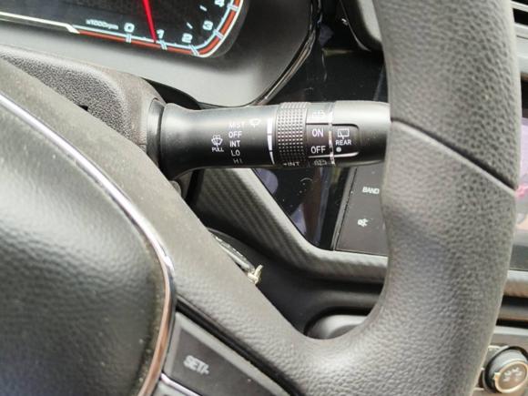 [深圳·粤K] 二手奇瑞瑞虎3x2018款 1.5L 手动精英版