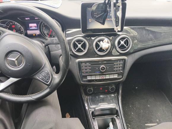 [湖州·浙E] 二手奔驰奔驰CLA2016款 改款 CLA 200 时尚型