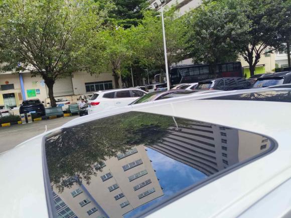 [深圳·粤B] 二手英菲尼迪英菲尼迪QX602014款 2.5 S/C Hybrid 两驱卓越版