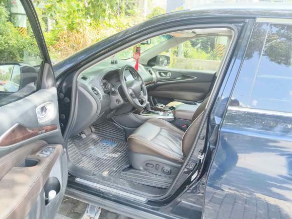 [上海·沪B] 二手英菲尼迪英菲尼迪QX602016款 2.5 S/C Hybrid 两驱卓越版 国V