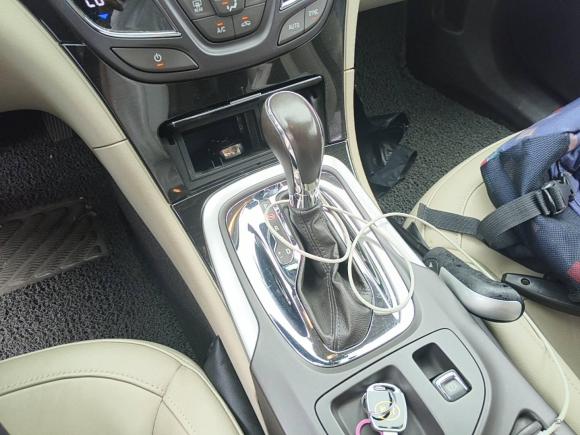 [嘉兴·浙F] 二手别克君威2015款 2.0L 精英时尚型