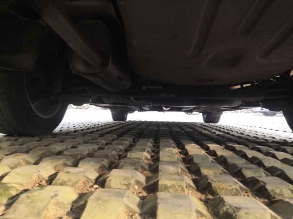 [无锡·苏B] 二手雪铁龙世嘉2016款 经典 三厢 1.6L 手动品尚型