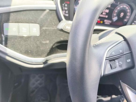 [无锡·苏B] 二手奥迪奥迪Q32022款 35 TFSI 时尚动感型