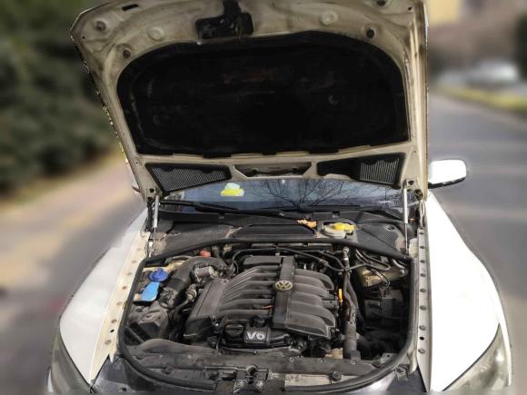 [西安·陕A] 二手大众辉腾2012款 3.0L 行政型