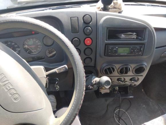 [苏州·苏E] 二手依维柯都灵2009款 2.5T-A32基本型