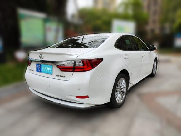 [上海·沪B] 二手雷克萨斯雷克萨斯ES2015款 200 舒适版