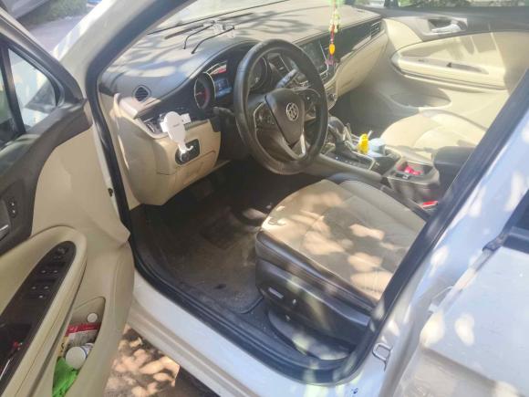 [南昌·赣J] 二手别克威朗2017款 三厢 15S 自动领先型