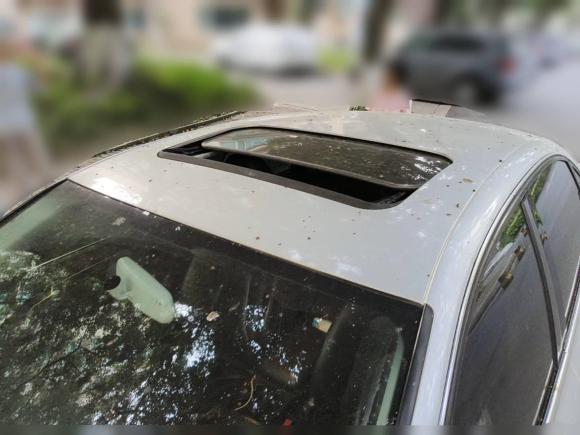 [佛山·粤A] 二手奥迪奥迪A4L2012款 2.0 TFSI 自动舒适型