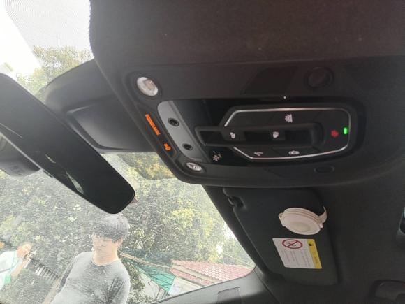 [上海·沪D] 二手奥迪奥迪Q5L2022款 45T 豪华动感型