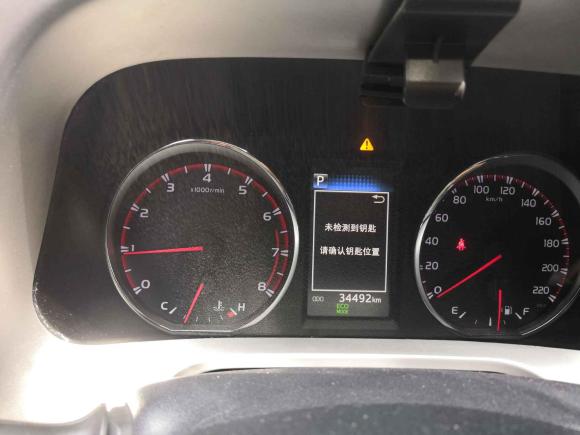 [上海·沪F] 二手丰田RAV4荣放2016款 2.5L 自动四驱精英版