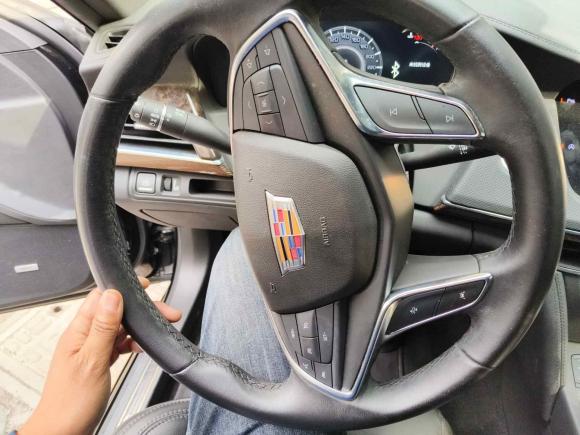 [南通·苏F] 二手凯迪拉克凯迪拉克CT62021款 28T 豪华型