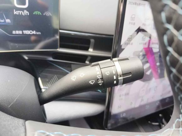 [深圳·粤B] 二手比亚迪海豹2022款 700km 长续航后驱版