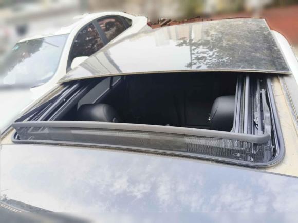 [西安·陕U] 二手奔驰奔驰A级2022款 改款 A 200 L 运动轿车时尚型