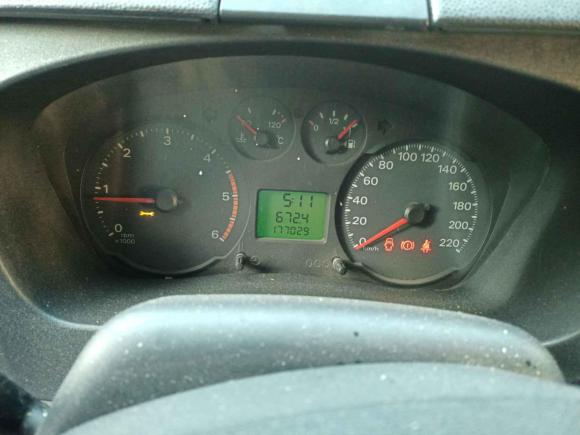 [无锡·苏B] 二手福特新世代全顺2016款 2.2T短轴6座中顶多功能车