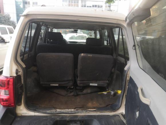 [成都·川A] 二手猎豹汽车猎豹Q62015款 2.4L 手动四驱卓越型