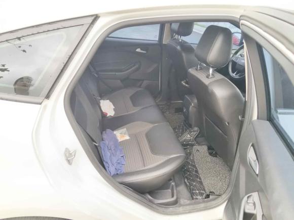 [苏州·湘A] 二手福特福克斯2017款 两厢 1.6L 自动风尚型智行版