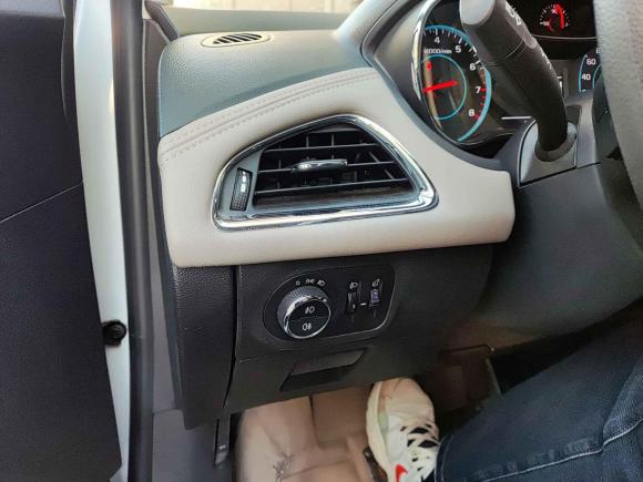 [青岛·鲁B] 二手雪佛兰科鲁兹2015款 1.5L 自动豪华版