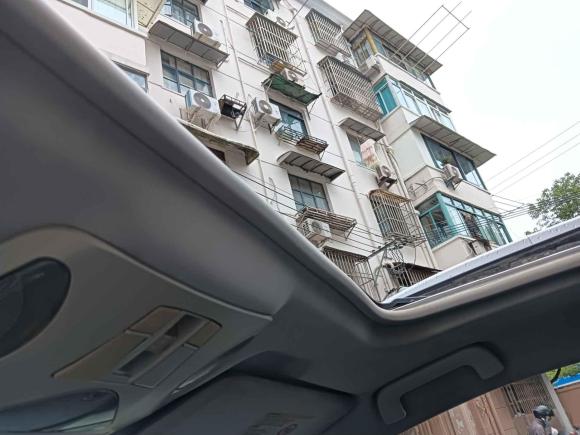 [上海·苏J] 二手广汽传祺传祺GS52012款 2.0L 自动两驱周年纪念版