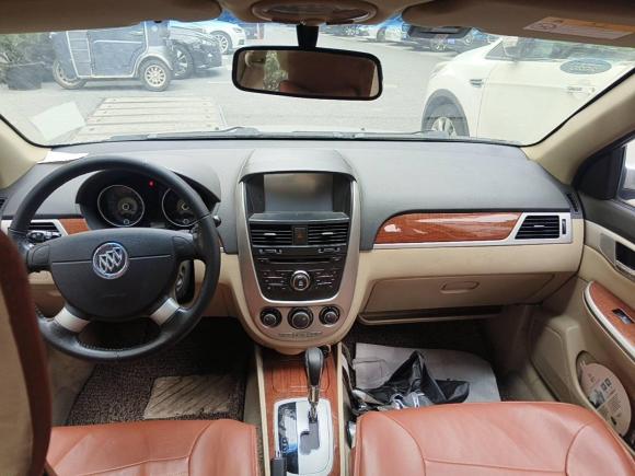 [上海·沪A] 二手别克凯越2013款 1.5L 自动尊享型