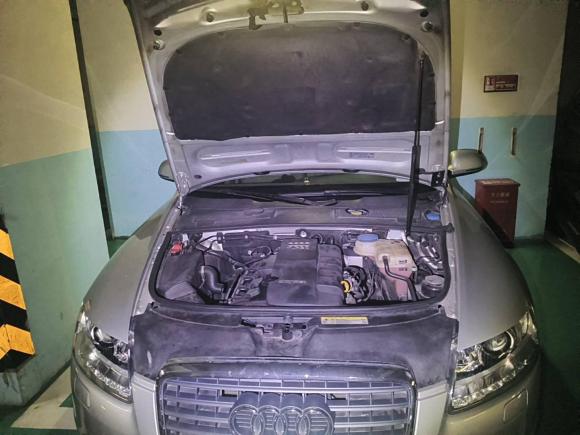 [深圳·粤B] 二手奥迪奥迪A6L2011款 2.0 TFSI 自动标准型