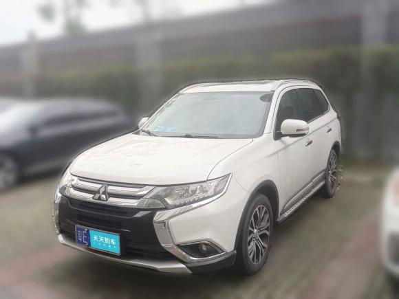 三菱歐藍(lán)德2018款 2.4L 四驅(qū)精英版 5座「佛山二手車(chē)」「天天拍車(chē)」