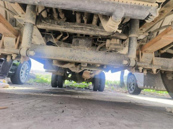 [宁波·浙G] 二手长安跨越跨越王X32018款 1.5L中配型双排后双轮加长货箱DK15C