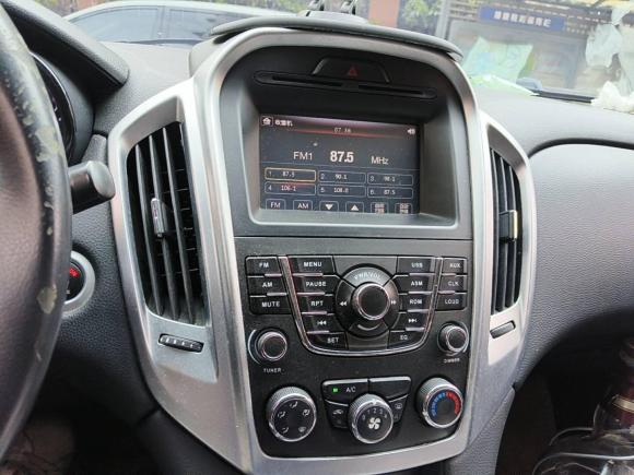 [上海·沪A] 二手江铃驭胜S3502013款 2.4T 自动两驱柴油豪华版5座