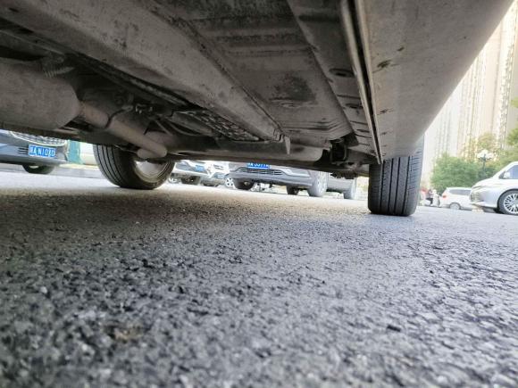 [南昌·赣A] 二手陆风陆风X22017款 1.6L 自动铂锐版