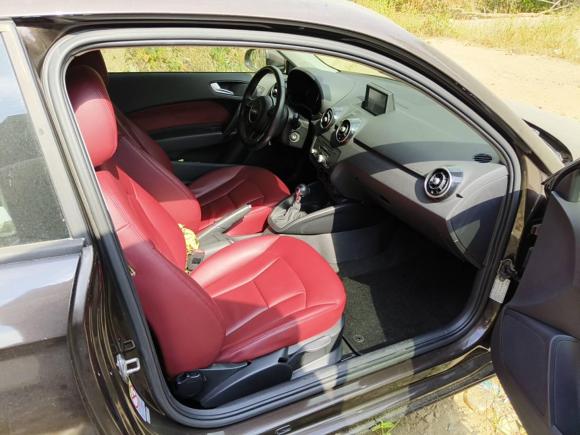 [南昌·赣A] 二手奥迪奥迪A12014款 30 TFSI 时尚型