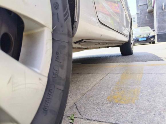 [青岛·鲁B] 二手丰田花冠2010款 1.6L 手动经典版