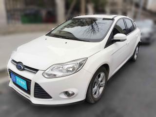 福特福克斯2012款 三厢 1.6L 自动风尚型