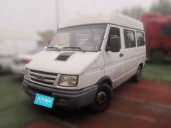 [成都·川A]依维柯&nbsp;&nbsp;依维柯得意&nbsp;&nbsp;2012款2.5T-A35物流1版中顶