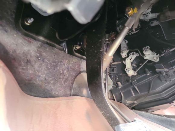 [青岛·鲁B] 二手铃木雨燕2009款 1.3L 自动超值版