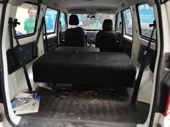 [深圳·粤B] 二手五菱汽车五菱宏光PLUS2019款 1.5T 手动标准型 7座