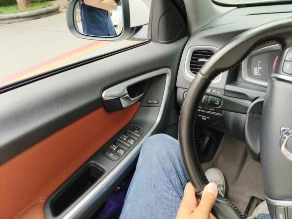 [无锡·苏B] 二手沃尔沃沃尔沃S602016款 S60L T4 智远版