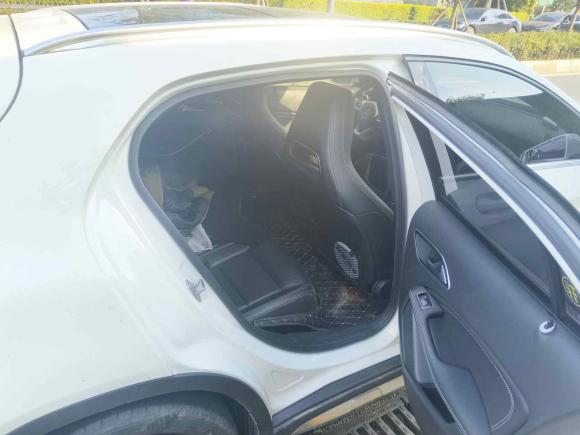 [成都·川A] 二手奔驰奔驰GLA2019款 GLA 200 时尚型