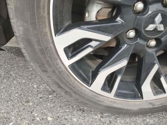 [南京·苏A] 二手三菱欧蓝德2019款 2.4L 四驱致享版 7座 国VI