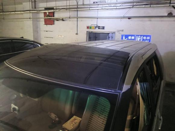 [青岛·鲁U] 二手比亚迪比亚迪M62015款 2.4L 自动豪华型