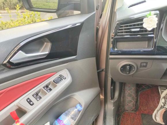 [武汉·鄂A] 二手捷达捷达VS72020款 1.4T 自动荣耀型