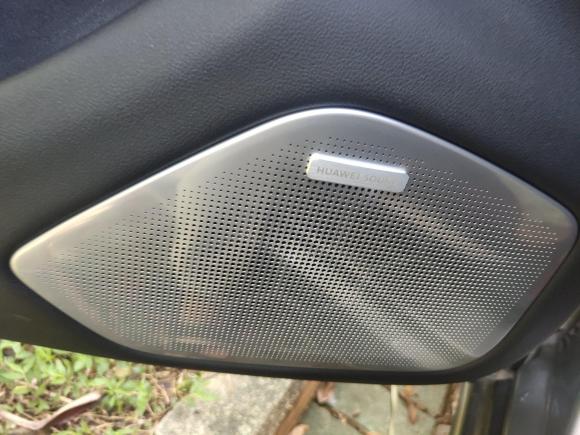 [深圳·粤B] 二手SERES赛力斯赛力斯SF52021款 四驱自由远征版