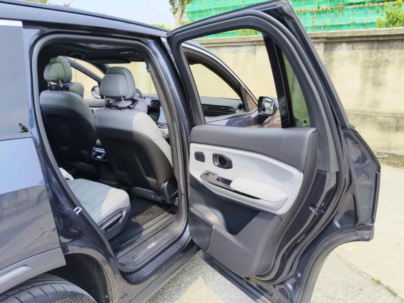 [上海·沪A] 二手蔚来蔚来ES82020款 580KM 签名版 七座版