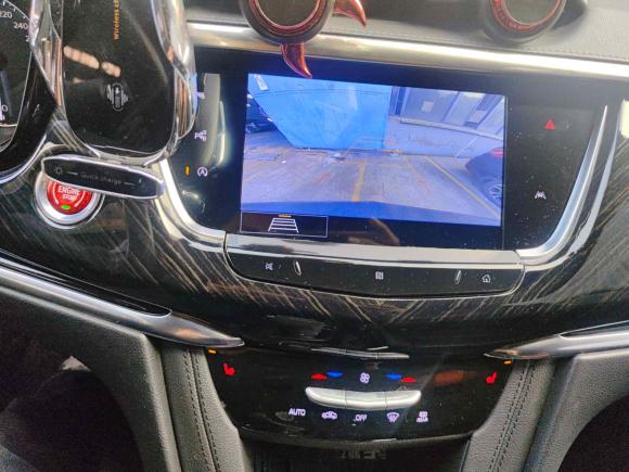 [无锡·苏B] 二手凯迪拉克凯迪拉克XT62020款 28T 六座豪华型