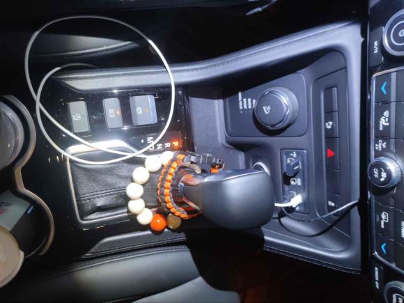 [深圳·粤B] 二手Jeep大指挥官2018款 2.0T 四驱尊享版