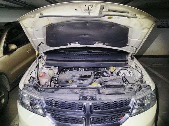 [上海·沪A] 二手道奇酷威2013款 2.4L 两驱尊尚版