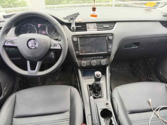 [济南·鲁A] 二手斯柯达明锐2017款 1.6L 手动前行版