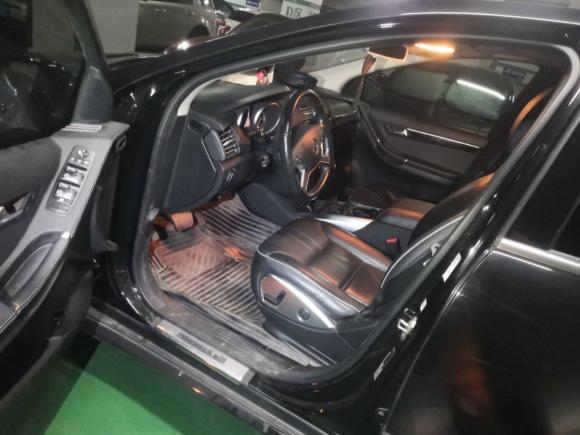[上海·沪B] 二手奔驰奔驰R级2017款 R 320 4MATIC 豪华型臻藏版
