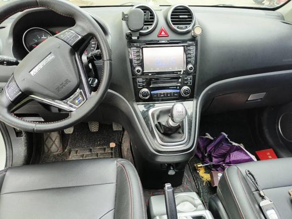 [南京·苏A] 二手哈弗哈弗H62015款 升级版 1.5T 手动两驱精英型