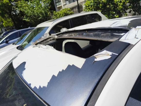 [上海·苏F] 二手奔腾奔腾B302016款 1.6L 自动豪华型