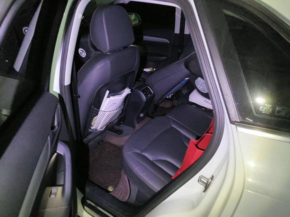 [深圳·粤B] 二手奥迪奥迪Q32018款 30周年年型 30 TFSI 时尚型