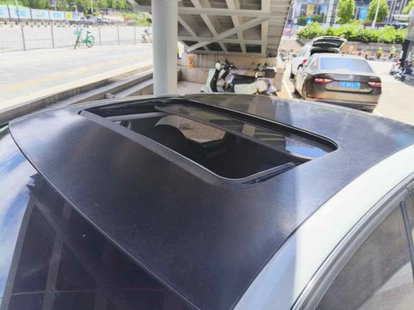 [深圳·粤B] 二手奥迪奥迪A4L2015款 35 TFSI 自动标准型